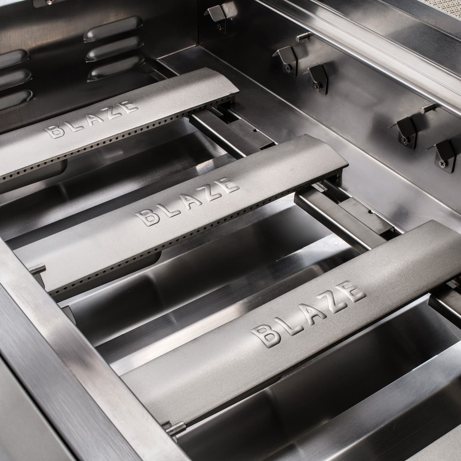 Blaze LTE 32-Inch 4-Burner Built-In Propane Or Natural Gas Grill With Rear Infrared Burner & Grill Lights-BLZ-4LTE2