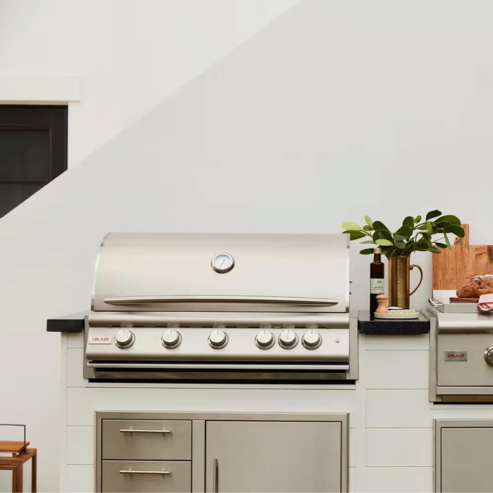 Blaze LTE 40-Inch 5-Burner Built-In Propane Or Natural Gas Grill With Rear Infrared Burner & Grill Lights-BLZ-5LTE3