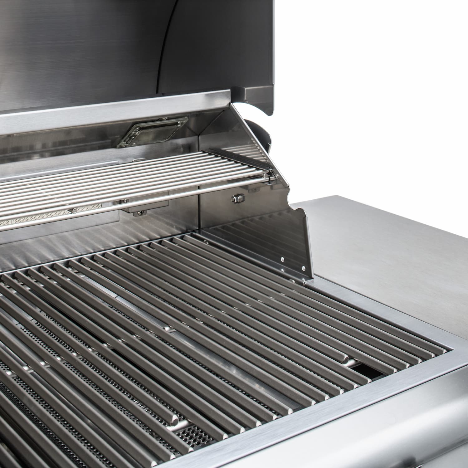 Blaze  LTE 32-Inch 4-Burner Built-In Propane Or Natural Gas Grill With Rear Infrared Burner & Grill Lights-BLZ-4LTE2