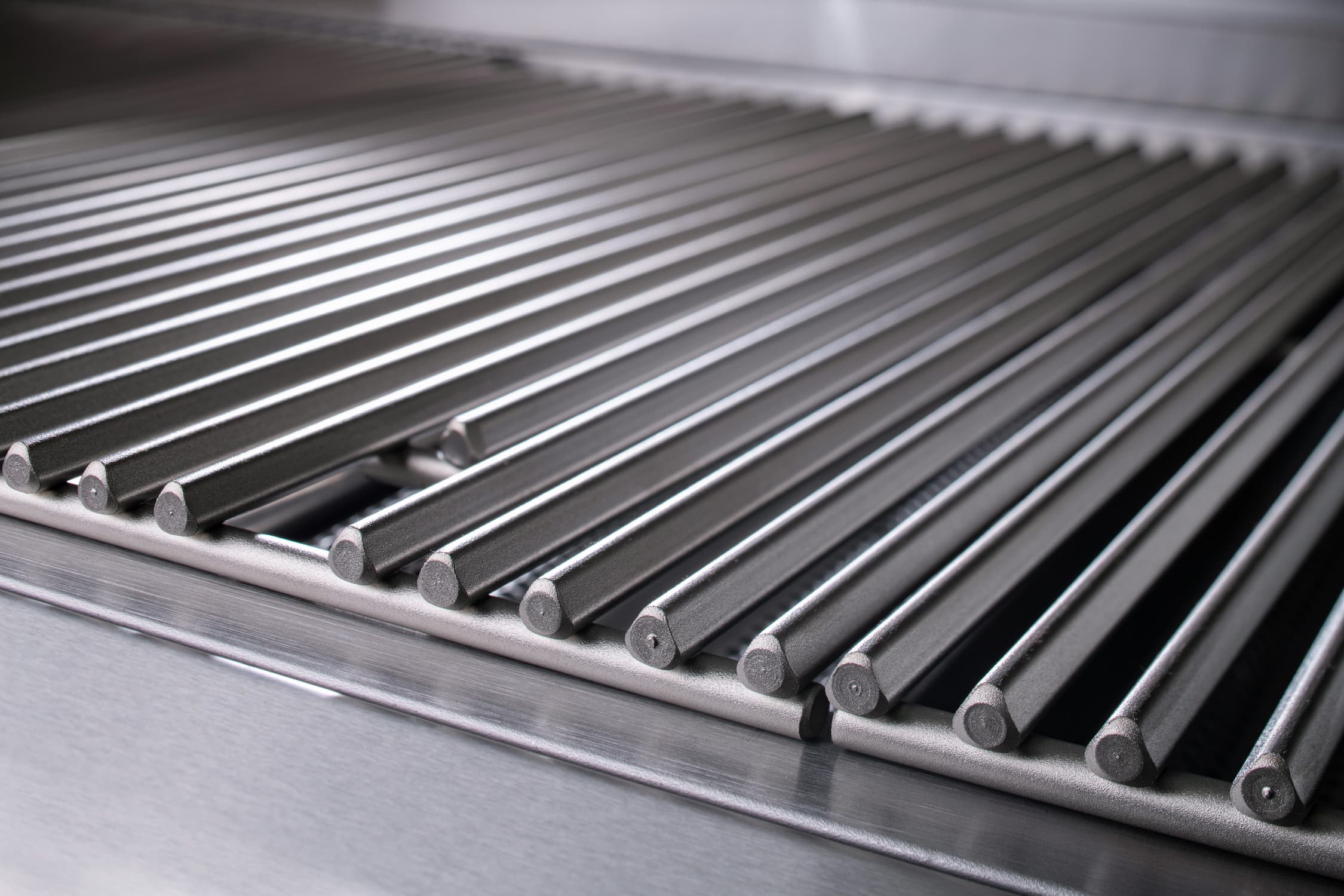 Blaze  LTE 32-Inch 4-Burner Built-In Propane Or Natural Gas Grill With Rear Infrared Burner & Grill Lights-BLZ-4LTE2